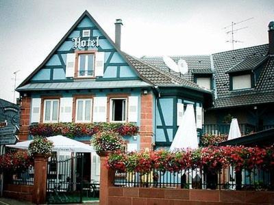 Logis Hotel Aux Comtes De Hanau Ingwiller Kültér fotó